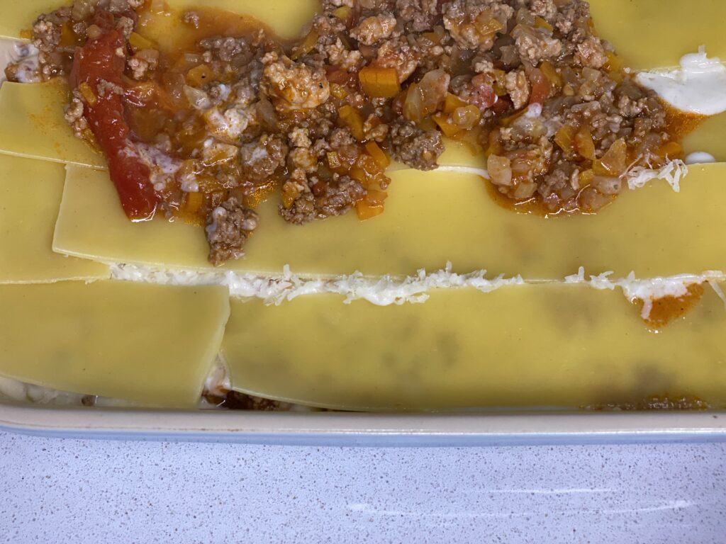 Auflaufform mit Lasagne